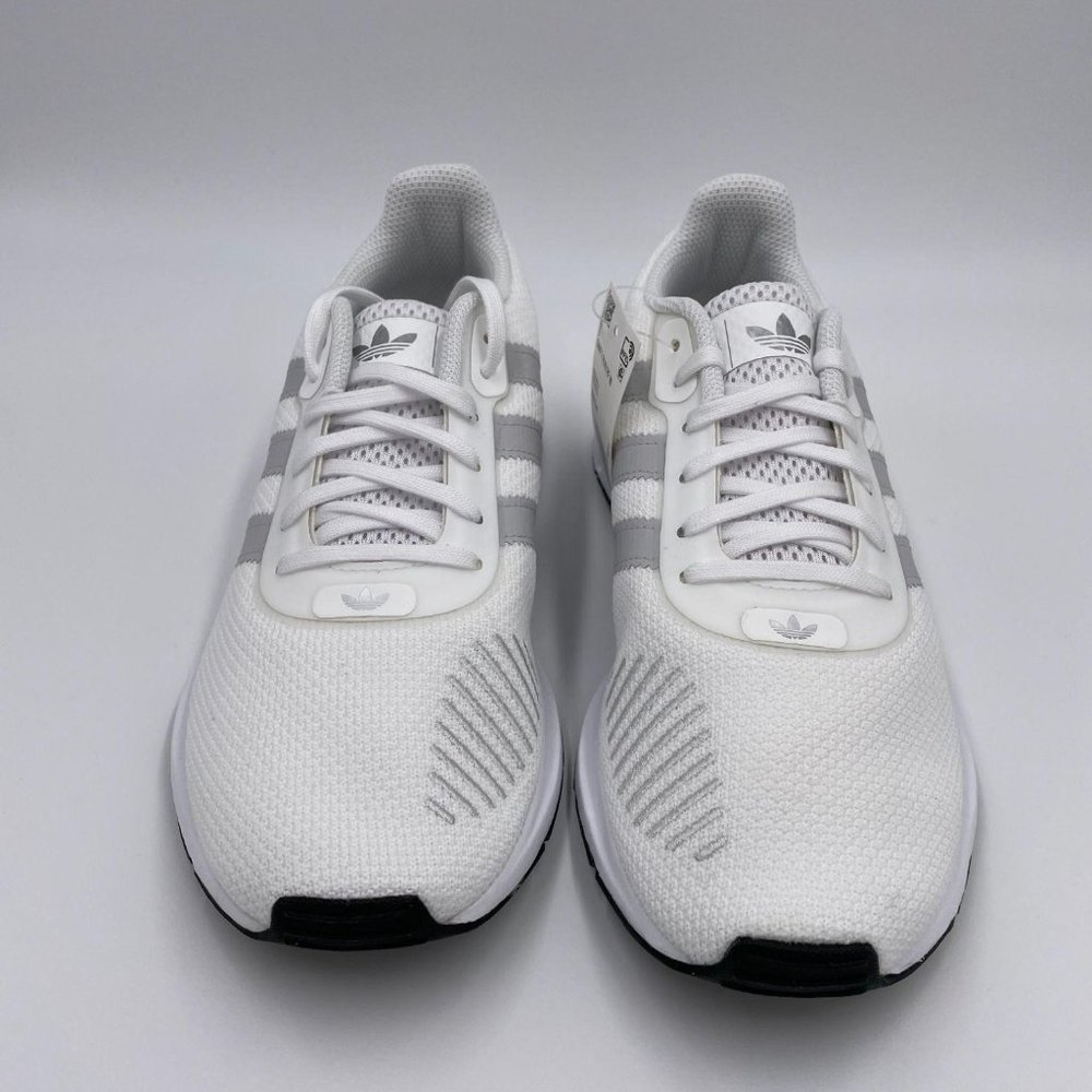 Adidas Swift Run RF White Womens Shoes - Picture 3 of 8